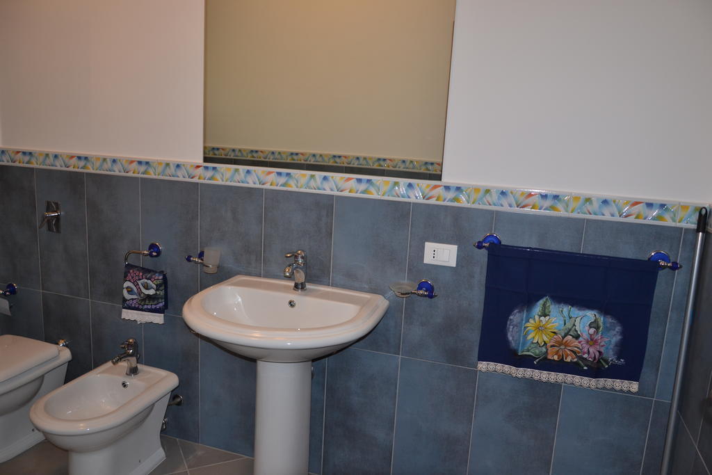 Case Vacanza Torre Lupa マルサラ 部屋 写真